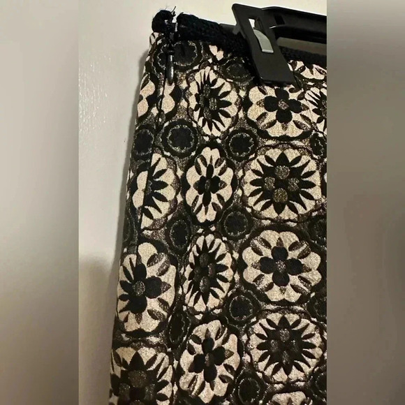 MSSP Max Studio black gold stretch pencil skirt size 2 - Picture 3 of 9